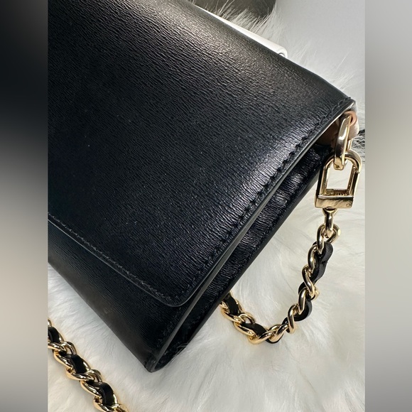 Tory Burch Parker Chain Wallet. EUC. - Picture 9 of 9